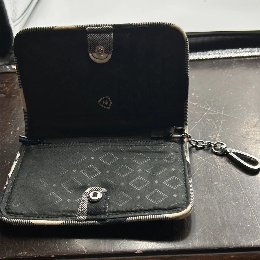 Vera Bradley Black and Cream Wallet with Chain - Picture 3 of 6